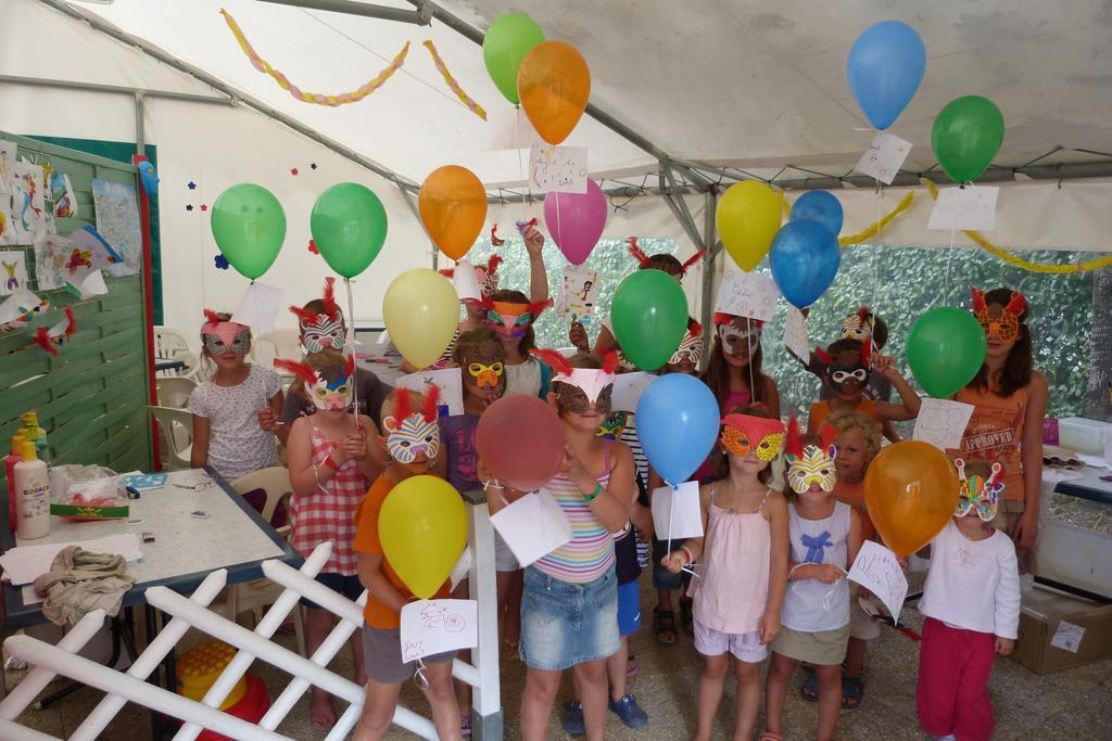 Camping La Maurie Foulerot Ngoại thất bức ảnh