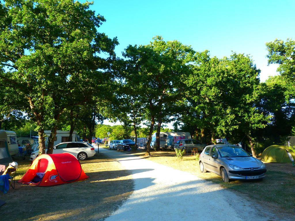 Camping La Maurie Foulerot Ngoại thất bức ảnh