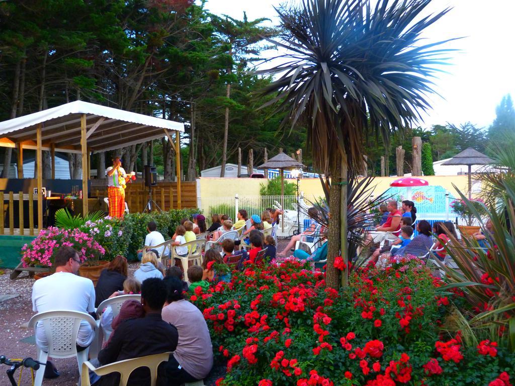 Camping La Maurie Foulerot Ngoại thất bức ảnh